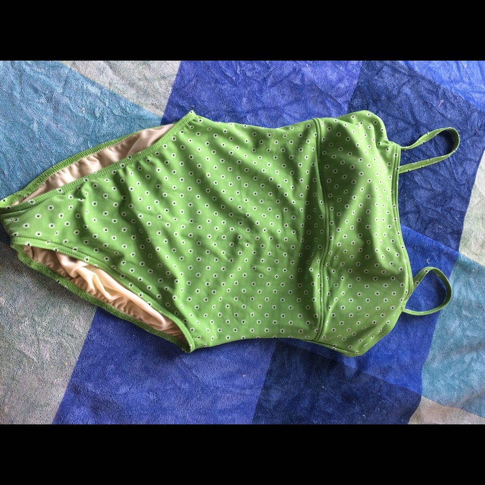 Lands End new cute spring bathing suit size 12